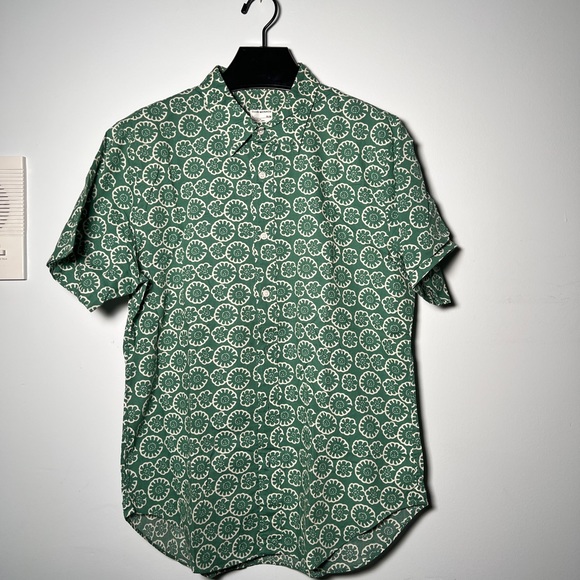 CLUB MONACO | Green Floral Shirt - Picture 1 of 6